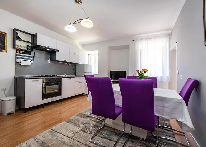 Apartman Best דירה *