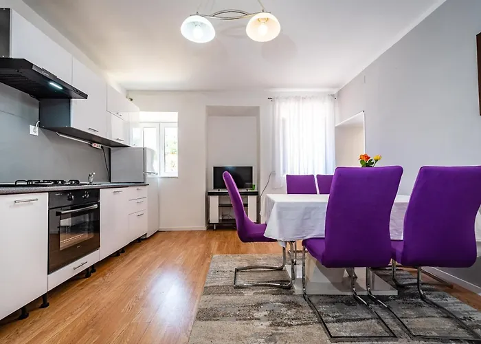 דירה Apartman Best נוביגראד דאלמטיה